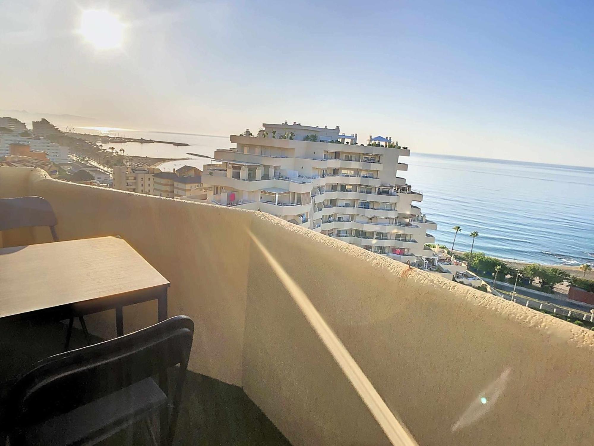 Benalbeach Apartamento Con Vistas Maravillosas Малага Екстериор снимка